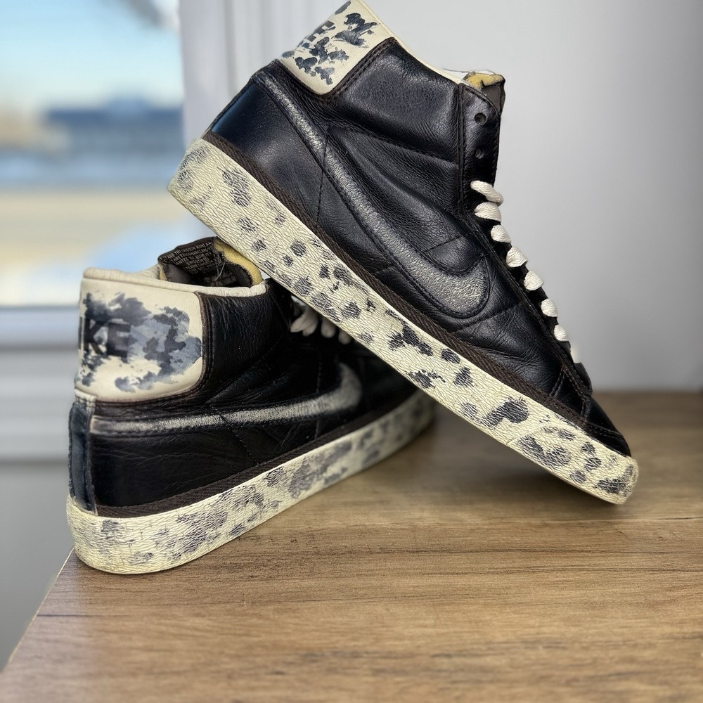 VTG Y2K Mens 8.5 2002 Nike Blazer‎ Mid Leather Black Cream Distressed Sneakers